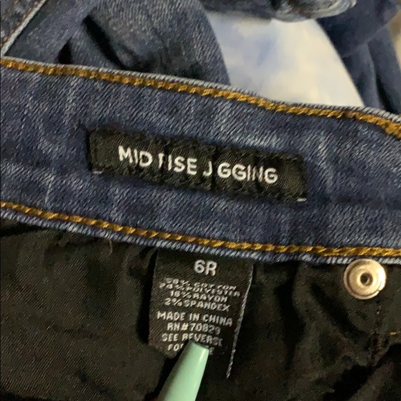 Dark wash jeans - Picture 2 of 3